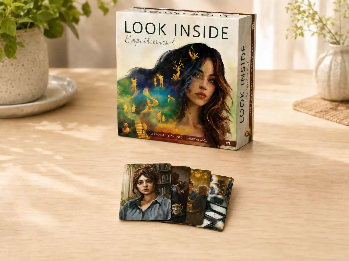 Spielschachtel von Look Inside mit Spielkarten